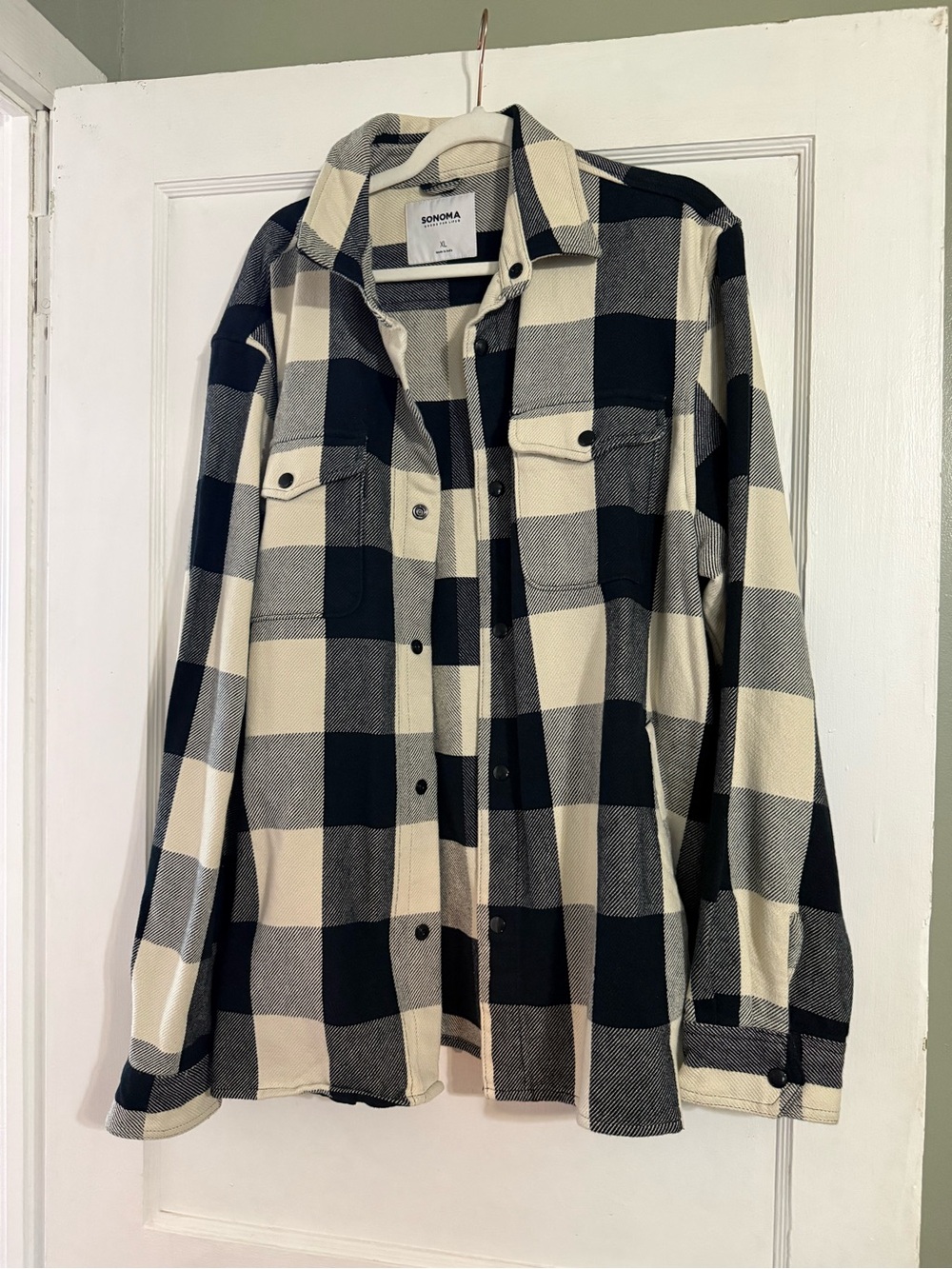 Sonoma ladies Black and Cream Buffalo Check Flannel Shirt